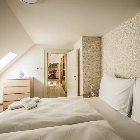 Appartement Aplend Bastova 1 *