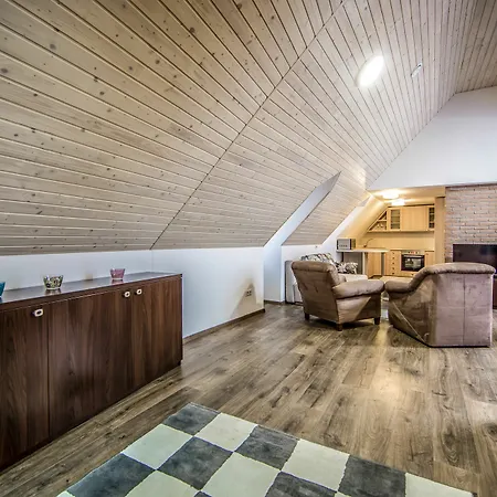 Aplend City Bastova 1 * Bratislava
