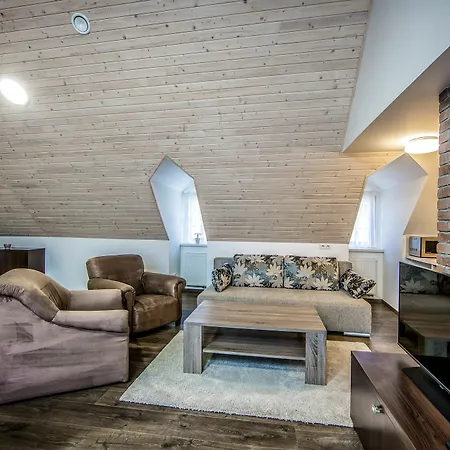 Aplend City Bastova 1 * Bratislava